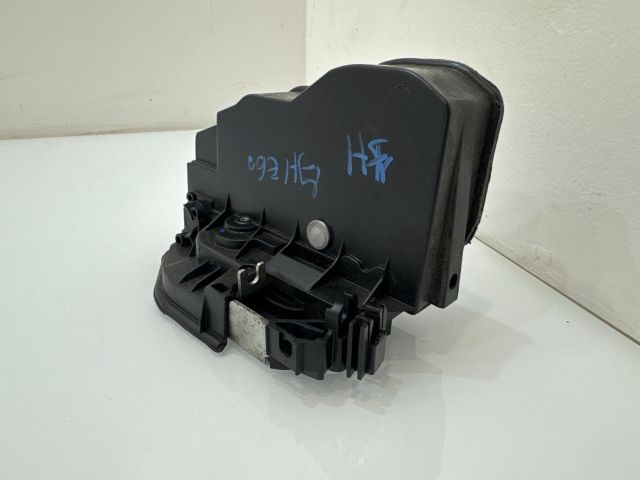 bontott BMW 5 E60 Jobb hátsó Ajtózár