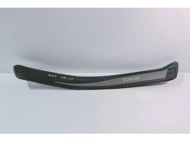 bontott BMW 5 E60 Jobb hátsó Belső Küszöb Burkolat