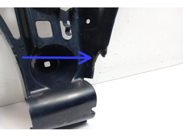 bontott BMW 5 E60 Jobb hátsó Lökhárító Tartó (Műanyag)