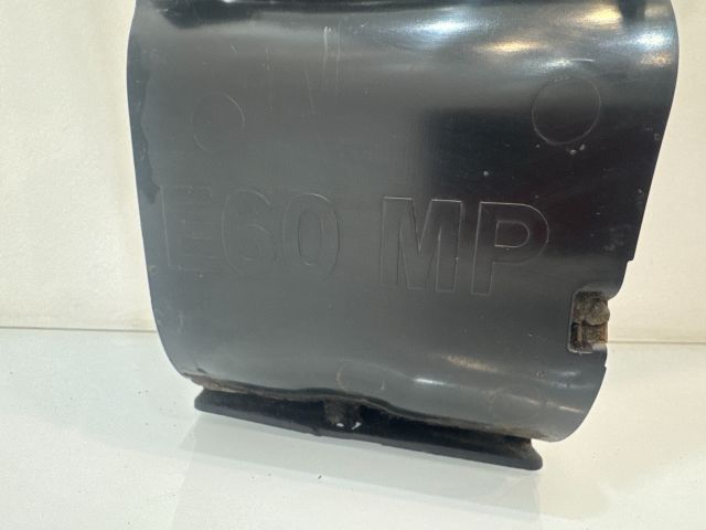 bontott BMW 5 E60 Jobb hátsó Oldal Lökhárító Tartó (Műanyag)