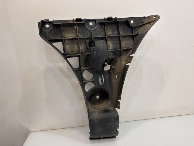 bontott BMW 5 E60 Jobb hátsó Oldal Lökhárító Tartó (Műanyag)