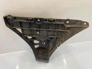 bontott BMW 5 E60 Jobb hátsó Oldal Lökhárító Tartó (Műanyag)