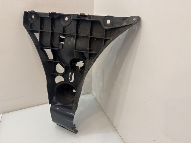 bontott BMW 5 E60 Jobb hátsó Oldal Lökhárító Tartó (Műanyag)