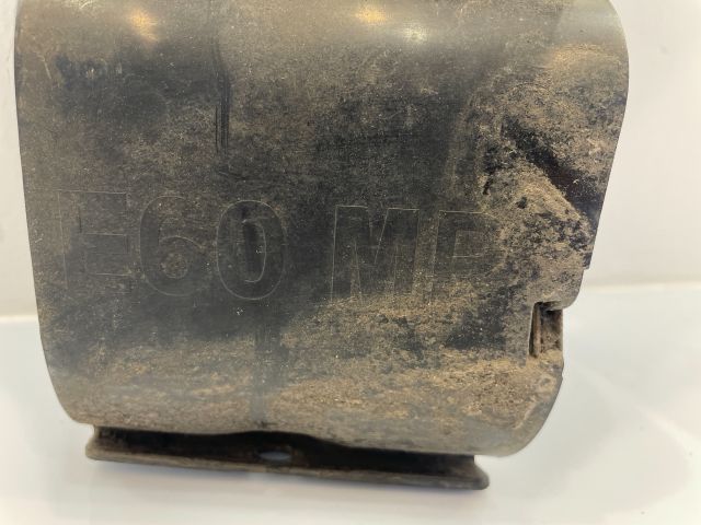 bontott BMW 5 E60 Jobb hátsó Oldal Lökhárító Tartó (Műanyag)