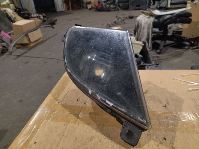 bontott BMW 5 E60 Jobb Ködfényszóró