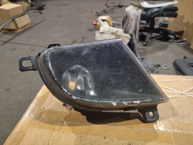bontott BMW 5 E60 Jobb Ködfényszóró