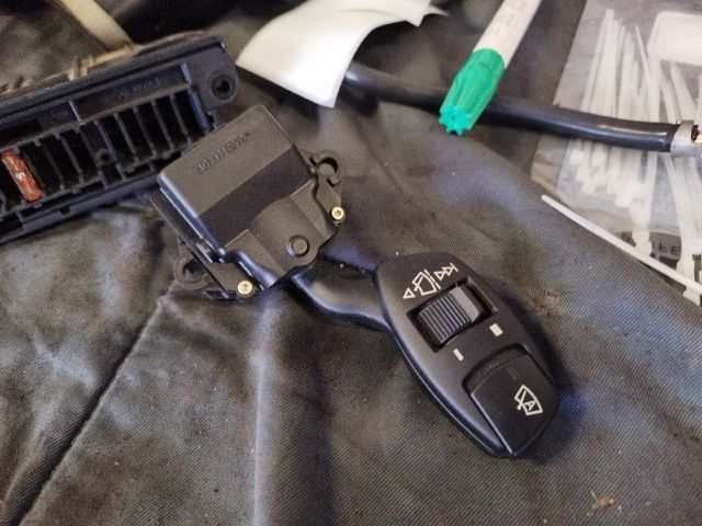 bontott BMW 5 E60 Jobb Kormánykapcsoló Ablaktörlő