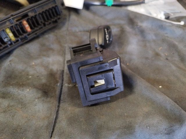 bontott BMW 5 E60 Jobb Kormánykapcsoló Ablaktörlő