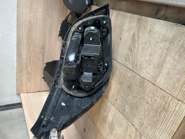 bontott BMW 5 E60 Jobb Külső Hátsó Lámpa