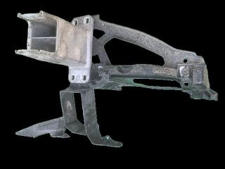 bontott BMW 5 E60 Jobb Lökhárító Tartó Nyúlványvég