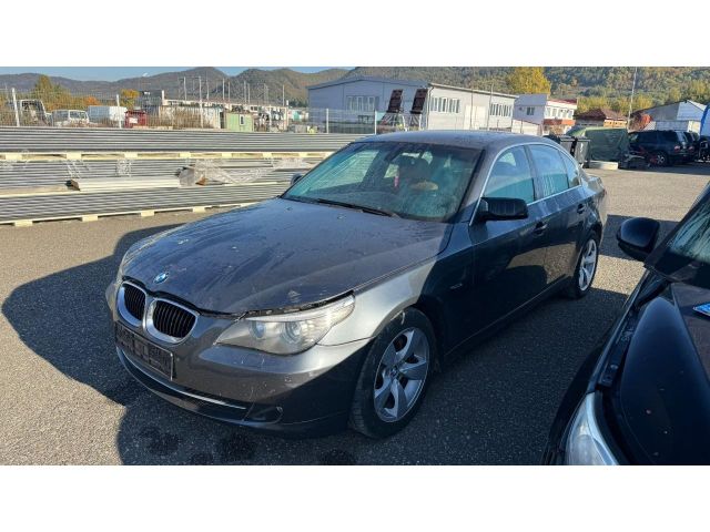 bontott BMW 5 E60 Jobb Napellenző