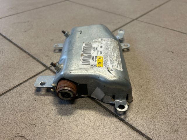 bontott BMW 5 E60 Jobb Oldallégzsák