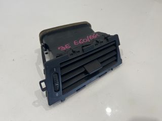 bontott BMW 5 E60 Jobb Szellőző