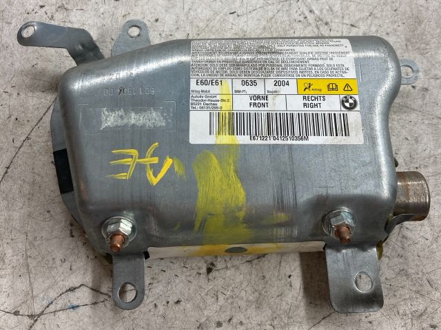 bontott BMW 5 E60 Jobb Térdlégzsák