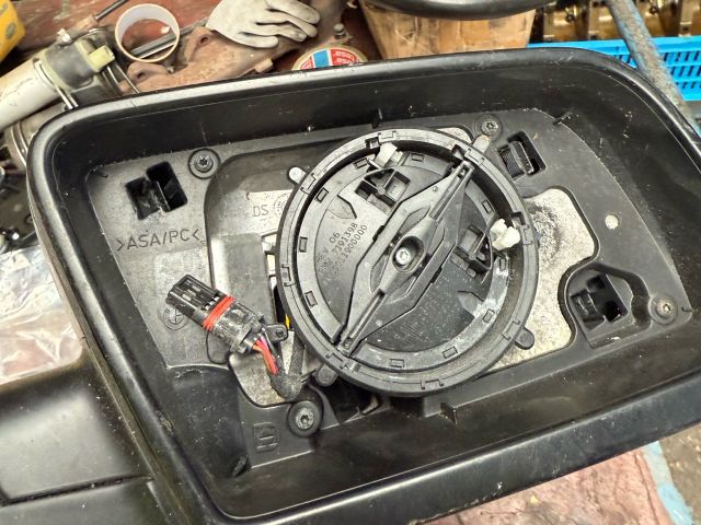 bontott BMW 5 E60 Jobb Visszapillantó Tükör (Elektromos)