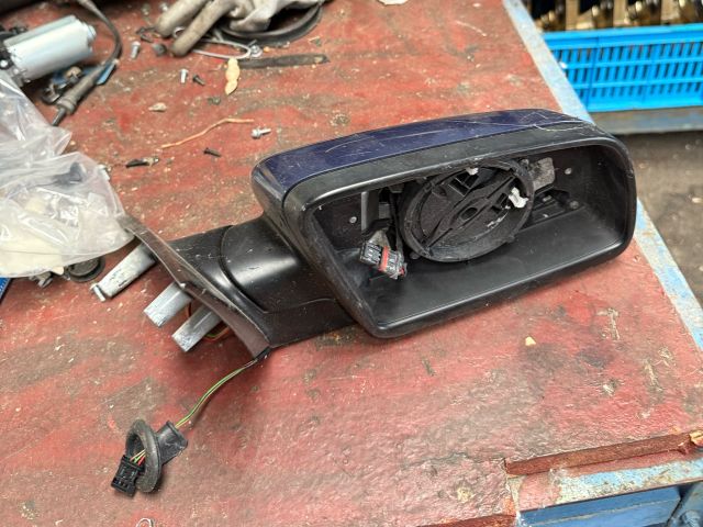 bontott BMW 5 E60 Jobb Visszapillantó Tükör (Elektromos)