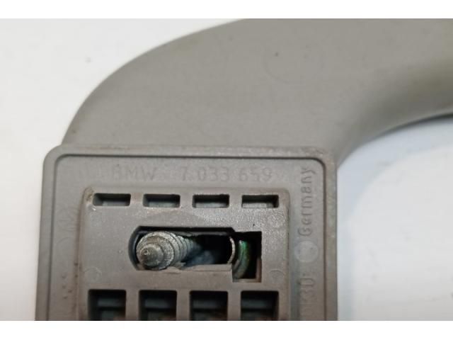 bontott BMW 5 E60 Kapaszkodó (Pozíciófüggetlen)