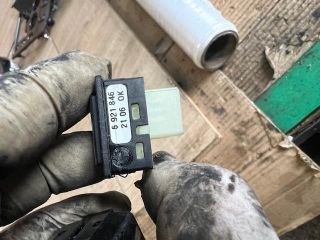 bontott BMW 5 E60 Kapcsoló (Magában)