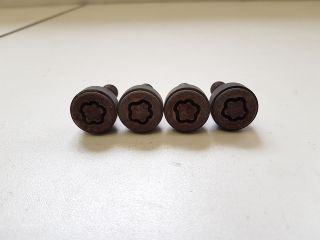 bontott BMW 5 E60 Kerék Csavar Szett