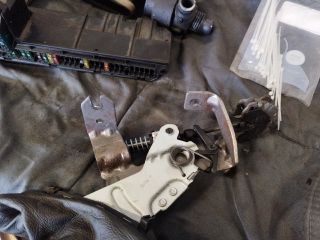 bontott BMW 5 E60 Kézifék Kar