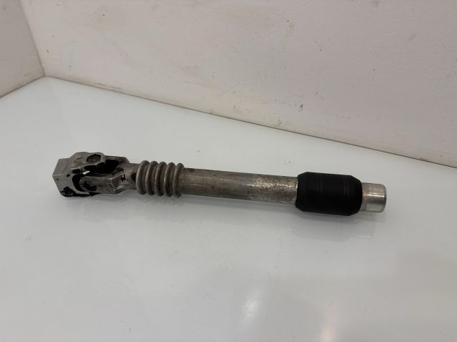 bontott BMW 5 E60 Kormánykardán