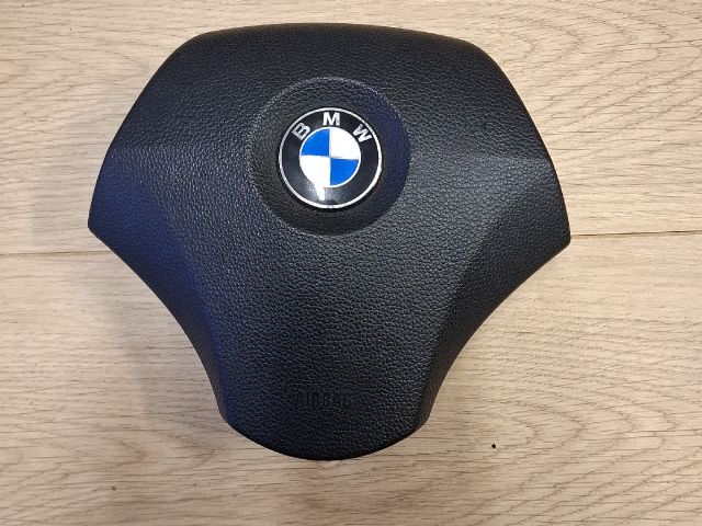 bontott BMW 5 E60 Kormánylégzsák