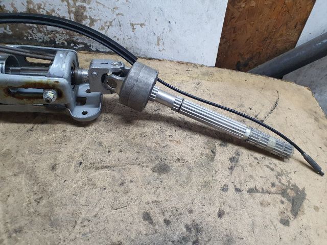 bontott BMW 5 E60 Kormányoszlop