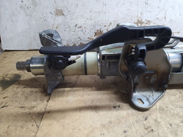 bontott BMW 5 E60 Kormányoszlop