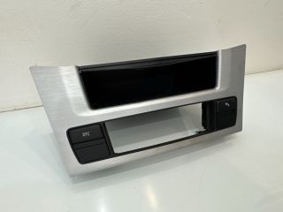 bontott BMW 5 E60 Középkonzol Keret