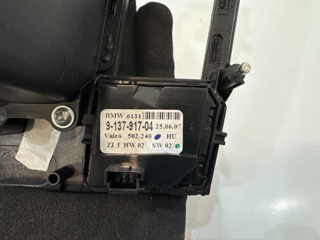 bontott BMW 5 E60 Középkonzol Keret