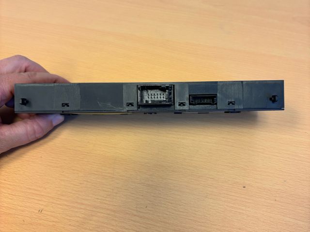 bontott BMW 5 E60 Középkonzol Vezérlő Panel