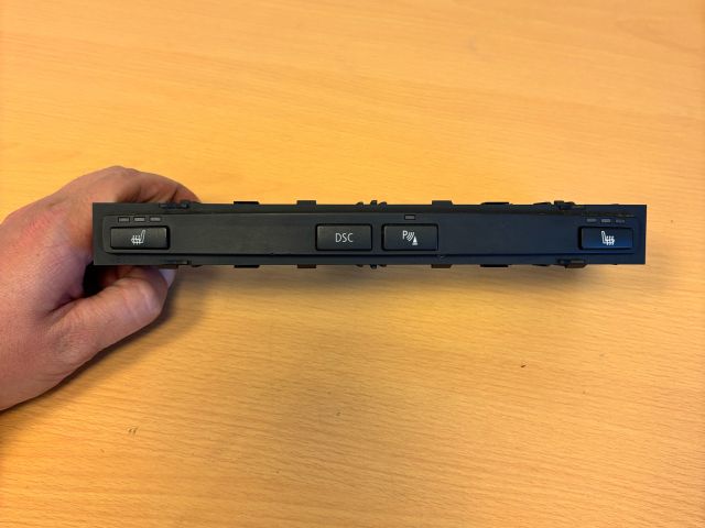 bontott BMW 5 E60 Középkonzol Vezérlő Panel