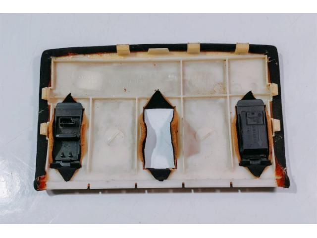bontott BMW 5 E60 Középső Műszerfal Díszléc