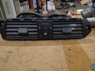 bontott BMW 5 E60 Középső Szellőző