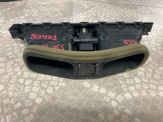 bontott BMW 5 E60 Középső Szellőző