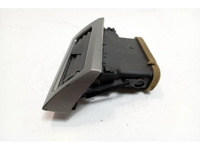 bontott BMW 5 E60 Középső Szellőző