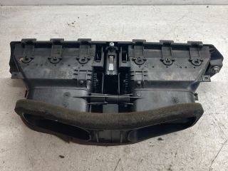 bontott BMW 5 E60 Középső Szellőző