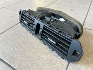 bontott BMW 5 E60 Középső Szellőző