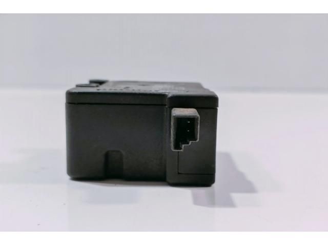 bontott BMW 5 E60 Központizár Motor Tankajtó