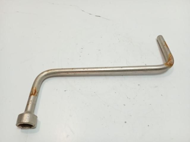 bontott BMW 5 E60 Kulcs