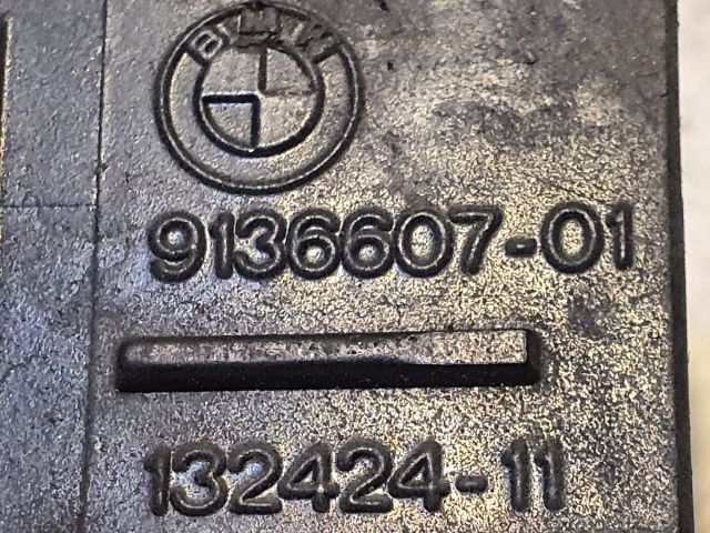 bontott BMW 5 E60 Külső Hőmérséklet Érzékelő