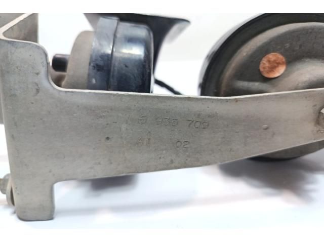 bontott BMW 5 E60 Kürt