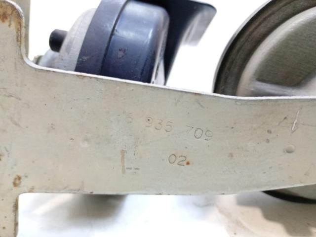 bontott BMW 5 E60 Kürt