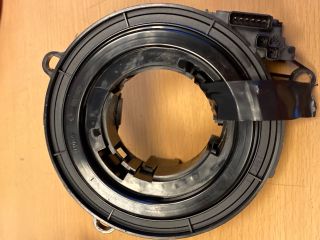 bontott BMW 5 E60 Légzsák Átvezető Szalagkábel