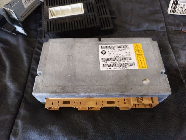 bontott BMW 5 E60 Légzsák Indító Modul Oldallégzsák