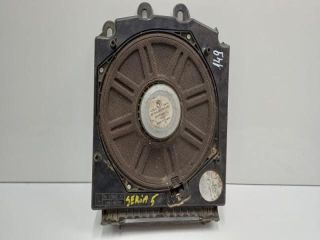 bontott BMW 5 E60 Mélynyomó Hangszóró