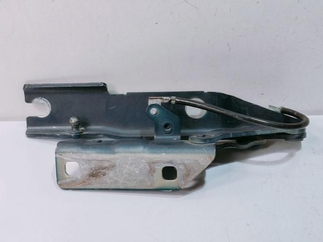 bontott BMW 5 E60 Motorháztető Jobb Zsanér