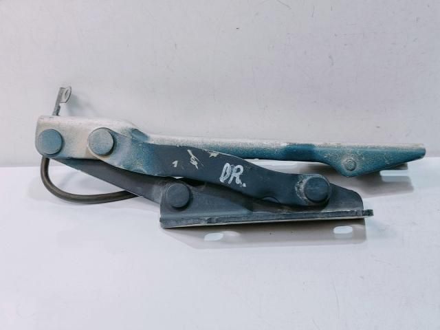 bontott BMW 5 E60 Motorháztető Jobb Zsanér