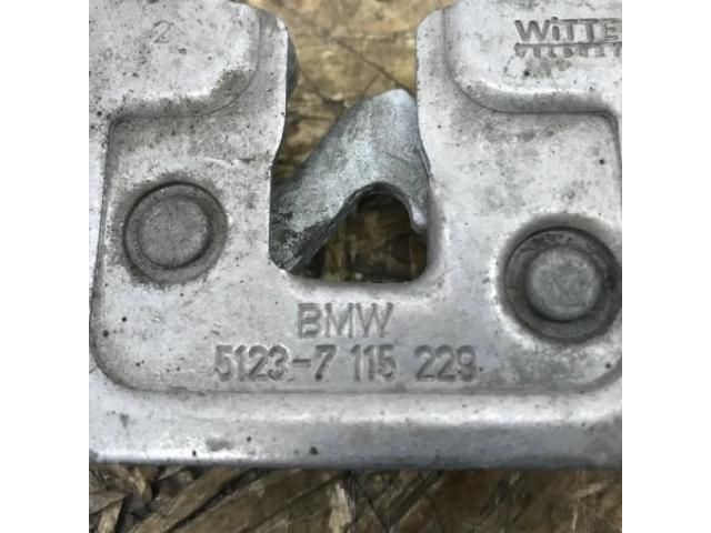 bontott BMW 5 E60 Motorháztető Zárszerkezet