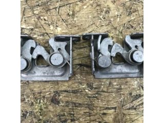 bontott BMW 5 E60 Motorháztető Zárszerkezet